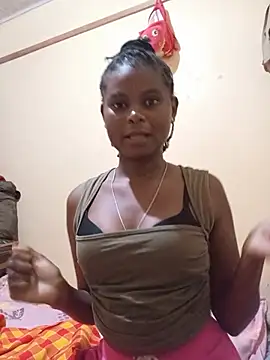 Mina-Aurora online show from June 25, 5:25 pm
