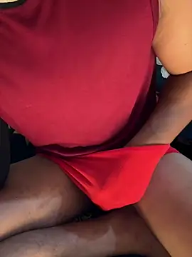 indian Hunk online show from July 9, 9:39 pm