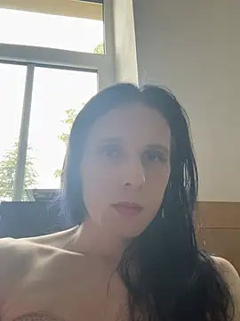 valeriebohm online show from July 1, 5:12 pm