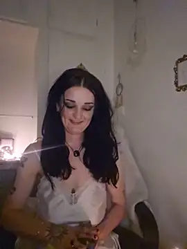 bloom-violetmoon online show from June 28, 11:17 am