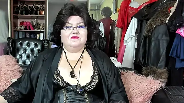 Snapshot of KaryQueen chatting on September 23, 4:38 pm KaryQueen online show from September 23, 4:38 pm