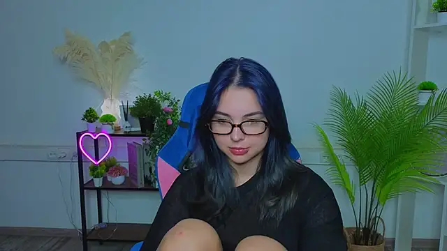 HollyFletcher online show from July 29, 10:26 am