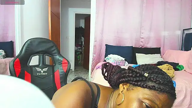 LupeAdams online show from May 2, 10:57 pm