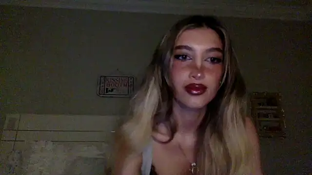 Dioxoxo online show from July 23, 1:58 am