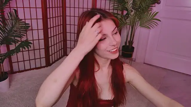 Eliza Red  online show from July 28, 5:46 pm