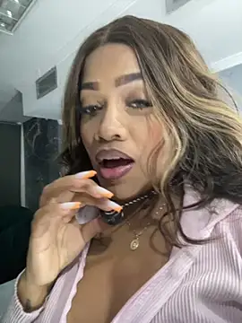 riri brunnete online show from June 12, 4:31 am