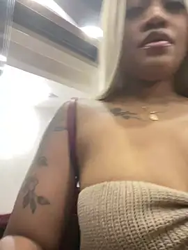 riri brunnete online show from June 16, 4:35 am