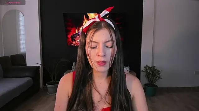 Hillary myers   online show from July 31, 7:37 pm