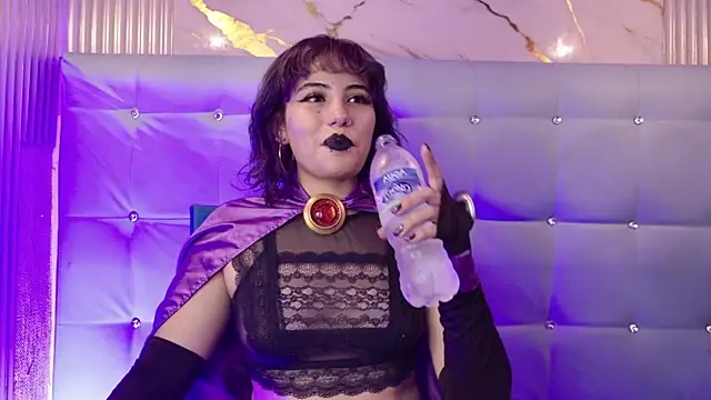RavenTeen online show from July 28, 8:52 pm