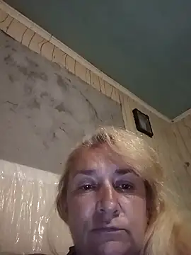Bliss4532 online show from July 29, 9:26 pm