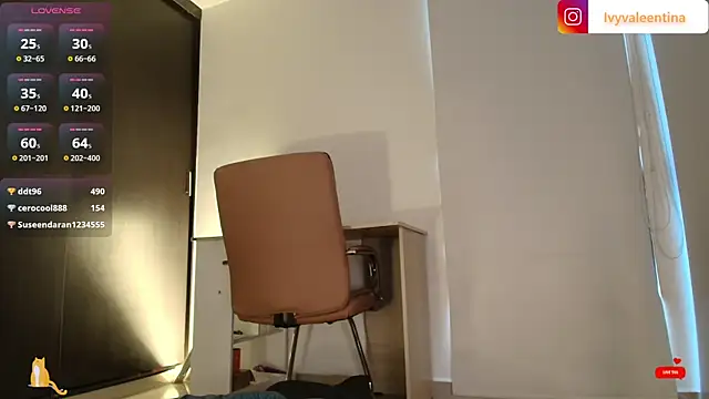 Snapshot of IvyValentine chatting on September 20, 9:46 pm IvyValentine online show from September 20, 9:46 pm