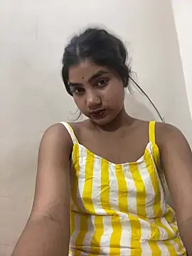 Aayesha Rawat online show from July 28, 9:25 pm