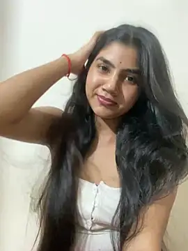 Aayesha Rawat online show from July 28, 4:51 pm