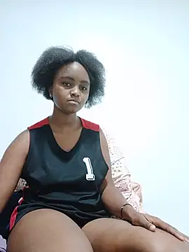 Prettyval77 online show from July 29, 10:54 pm