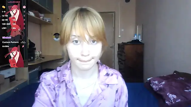 lizamillss online show from July 28, 1:10 pm
