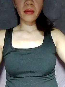 -Nene  online show from July 28, 4:51 pm