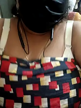 TamilAmmu89 online show from July 29, 9:59 pm
