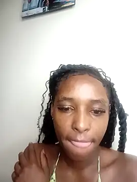 shirlykitty2 online show from July 26, 9:44 pm