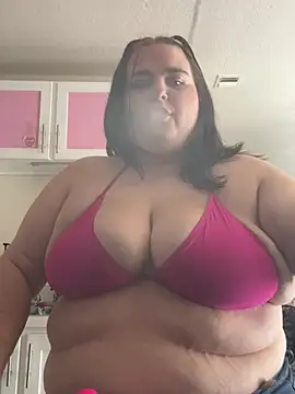 bbwKenzi online show from July 27, 6:38 pm
