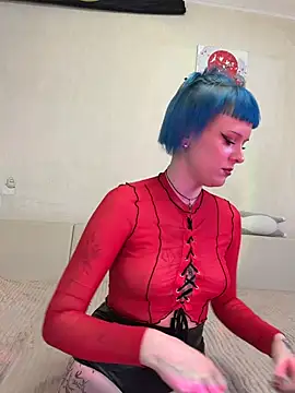 Maliby 609 online show from August 4, 3:18 pm