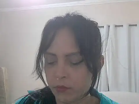 isabellaaa bby online show from August 7, 1:40 pm