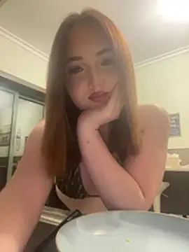Graciebrownxx online show from July 28, 11:26 pm
