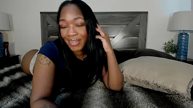nicolesolace online show from June 27, 9:10 pm