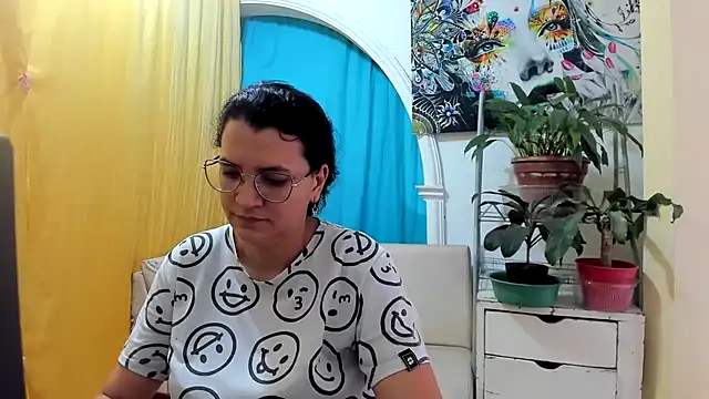MARILYN GARCIA online show from July 16, 9:52 pm