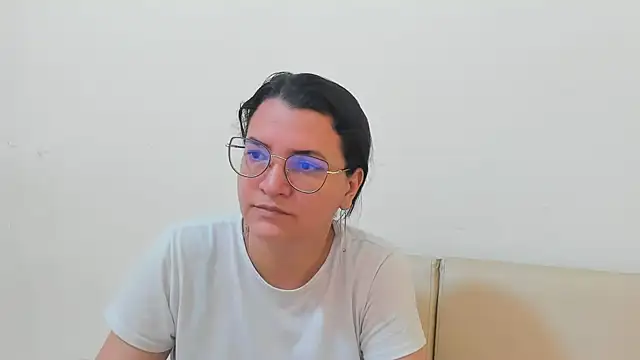 MARILYN GARCIA online show from January 7, 6:11 pm