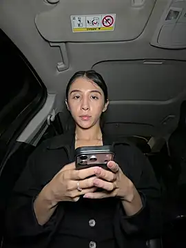 imalexaherrera online show from August 6, 12:50 am