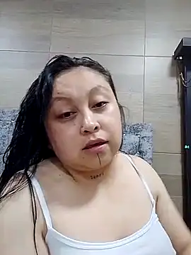 HannahPercy online show from August 8, 2:52 am