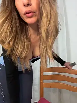sexylenia online show from May 2, 10:57 pm