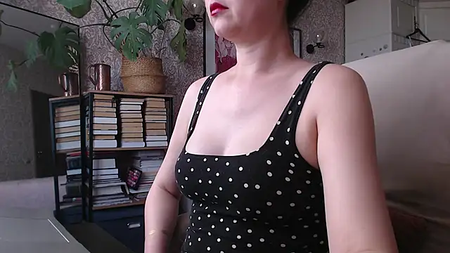 Koreanowner online show from June 12, 3:42 pm