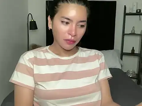 your bianca69 online show from December 17, 6:17 am