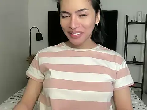 your bianca69 online show from October 28, 5:35 am