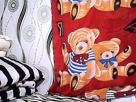 lovely-asian online show from October 24, 9:49 am