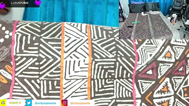 khloeHermaprodit3 online show from July 25, 9:33 pm