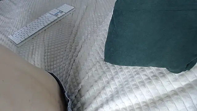 Kiradoll27 online show from November 19, 10:04 am