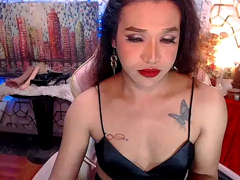 MERRYmeMARIAts online show from May 9, 2:41 pm