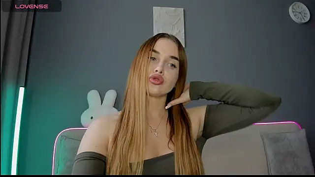 Malika Lisan online show from June 20, 2:26 am
