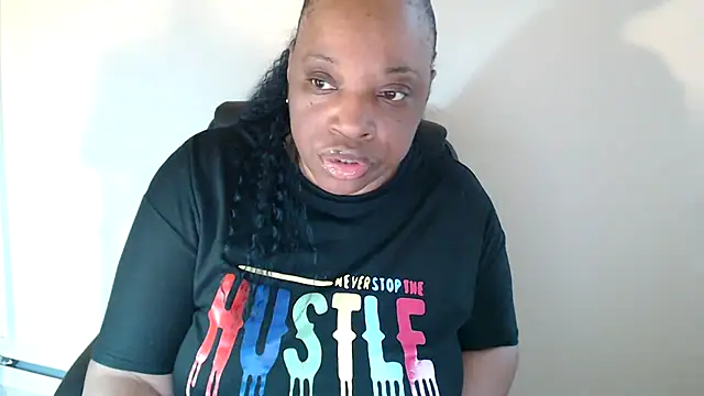 Sexymona1218 online show from August 1, 10:56 pm