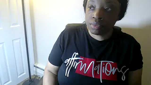 Sexymona1218 online show from July 14, 9:03 am