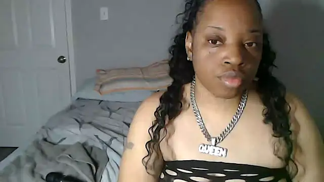 Sexymona1218 online show from October 28, 1:39 pm