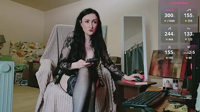 lara heaven online show from May 14, 10:10 am