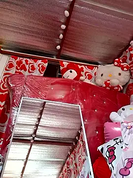 sweetieme online show from January 14, 7:35 am