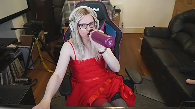 KelseyCobalt online show from September 27, 10:39 pm