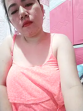 Snapshot of urwildest_dreams chatting on October 8, 11:09 pm urwildest dreams online show from October 8, 11:09 pm