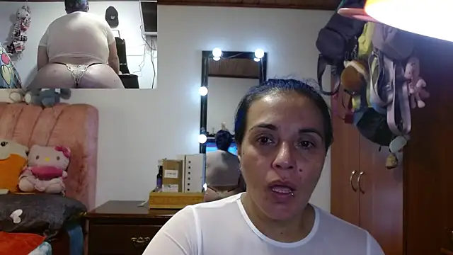 zoe hotxxx online show from June 22, 2:03 pm