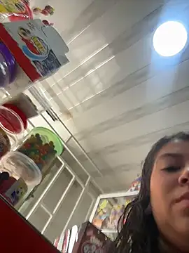 emilyjohanson online show from July 27, 5:32 pm