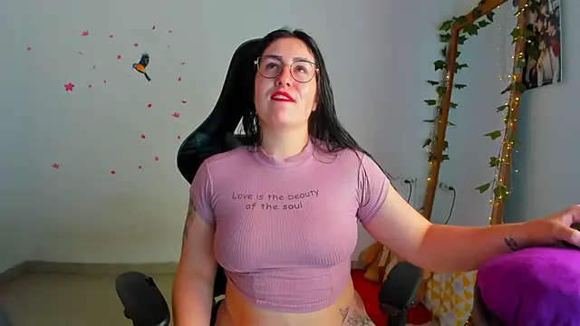 Susan Foxx online show from December 22, 6:55 pm